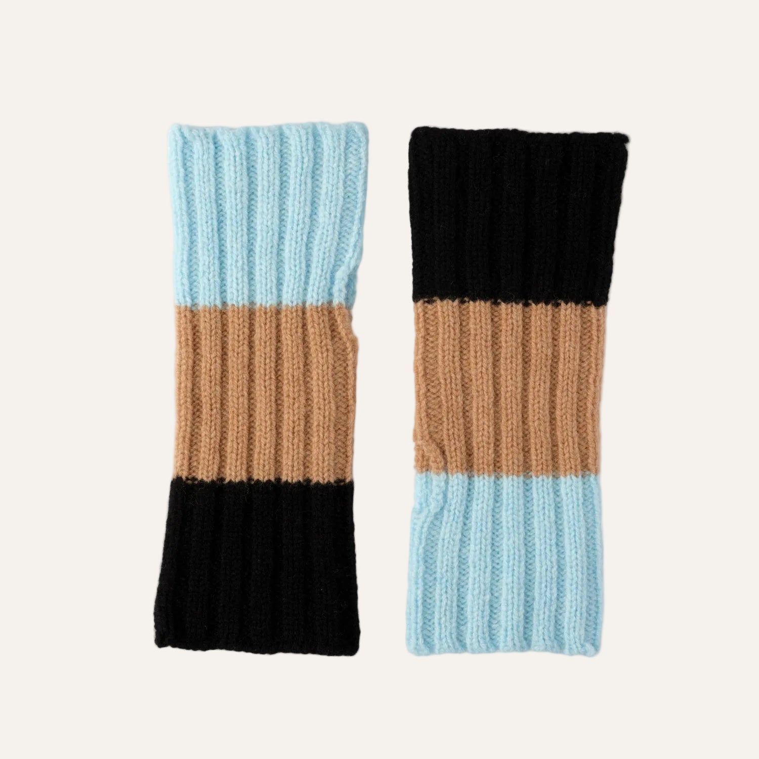 Chuncky lambswool fingerless mittens for ladies - black