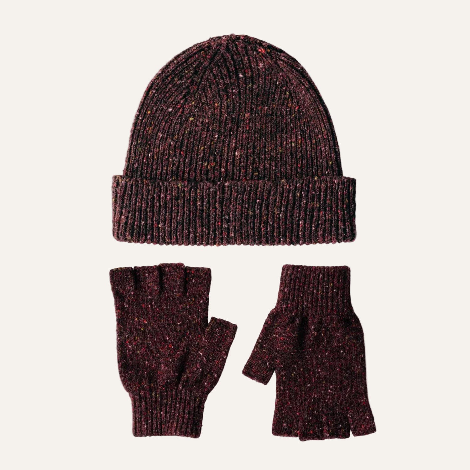 Mens Chunky Wool Gloves and Beanie Hat Set | Donegal Wool | Merlot | The Cashmere Choice