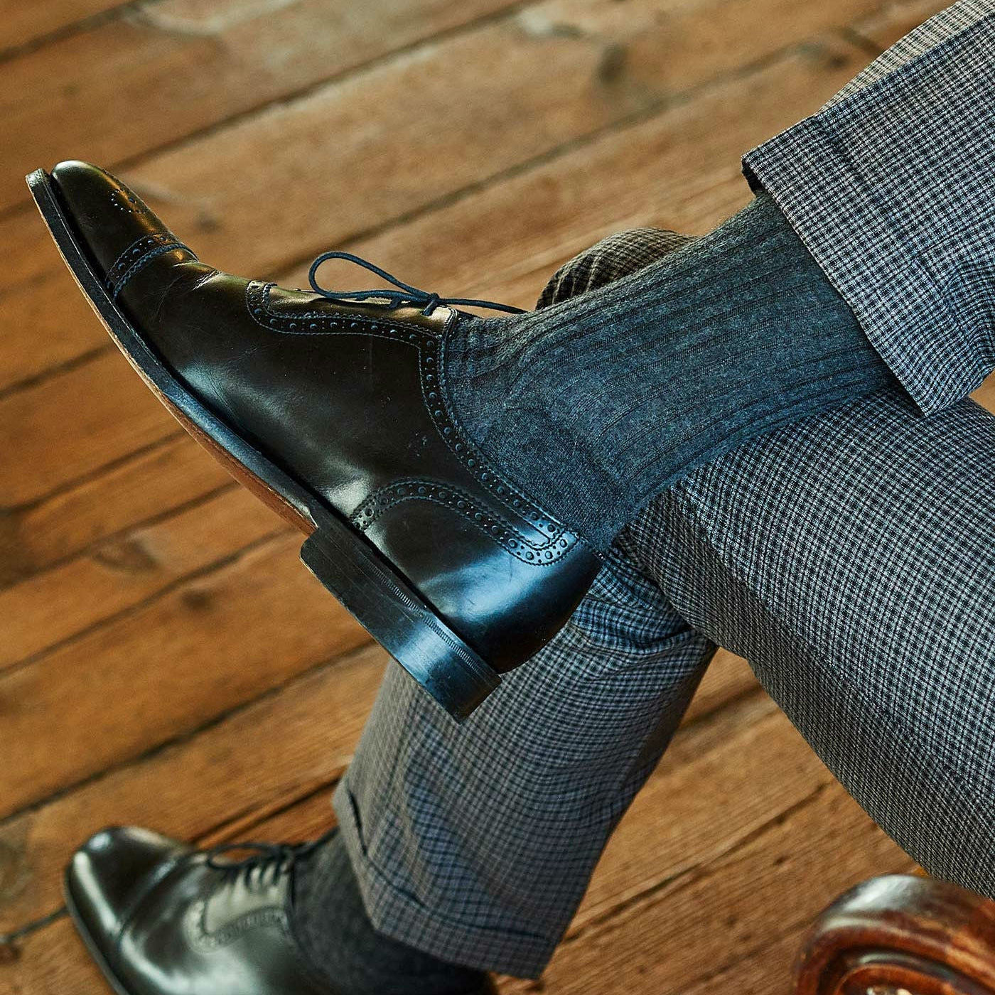 Mens Cashmere Socks UK | Calf Length Socks | Grey