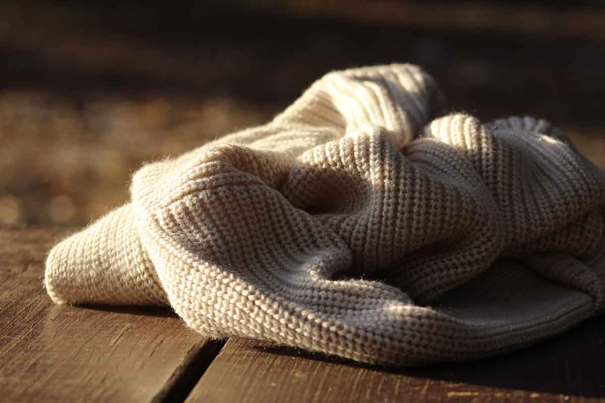 Is cashmere itchy?