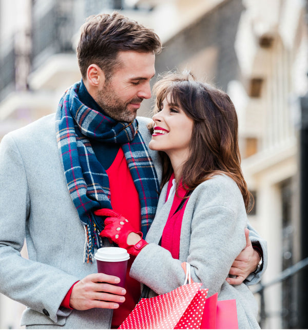 Shop for the best cashmere gifts for £50 to £100 at The Cashmere Choice | London.
