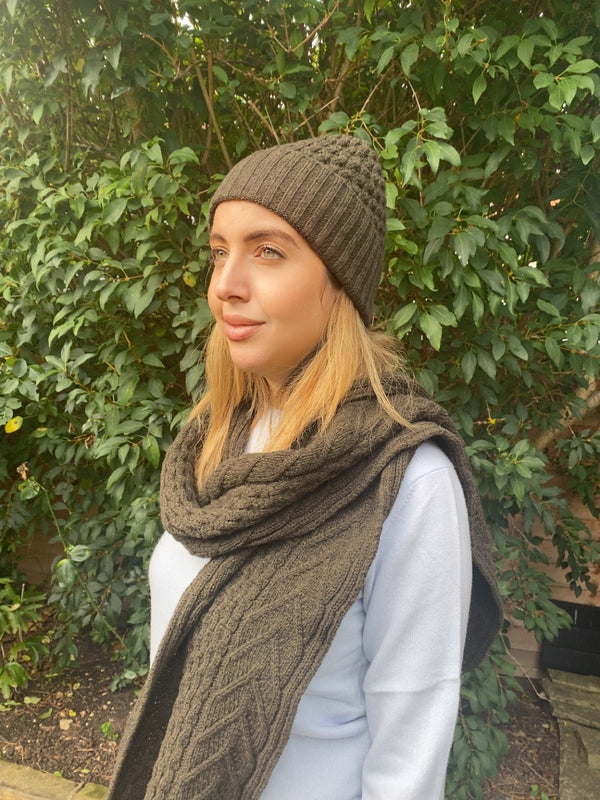 Chocolate Lambswool Aran Knit Hat and Scarf Set | Esk
